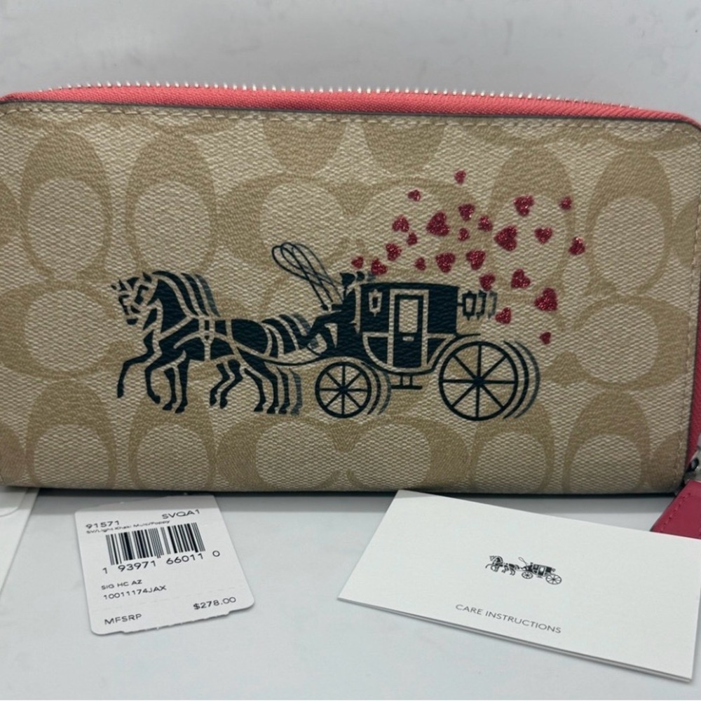 Coach Horse and Carriage Heart Wallet NWT